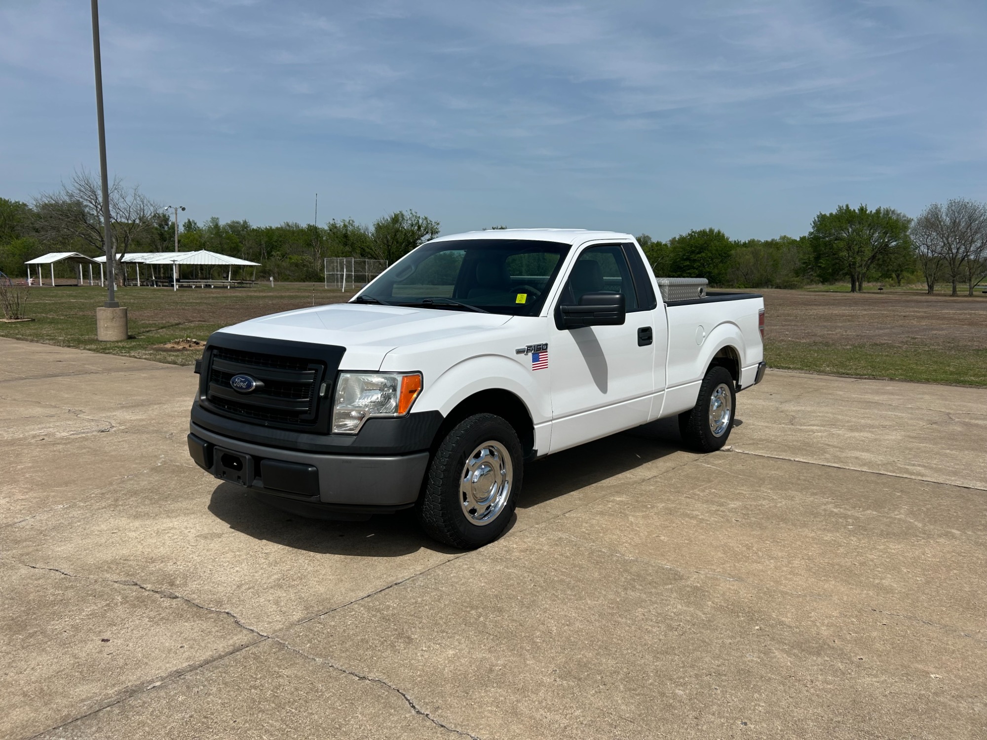 photo of 2014 Ford F-150 XL 6.5-ft. Bed 2WD BI-FUEL RUNS ON BOTH CNG (COMPRESSED NATURAL GAS OR GASOLINE) $1290 TAX CREDIT AVAILABLE